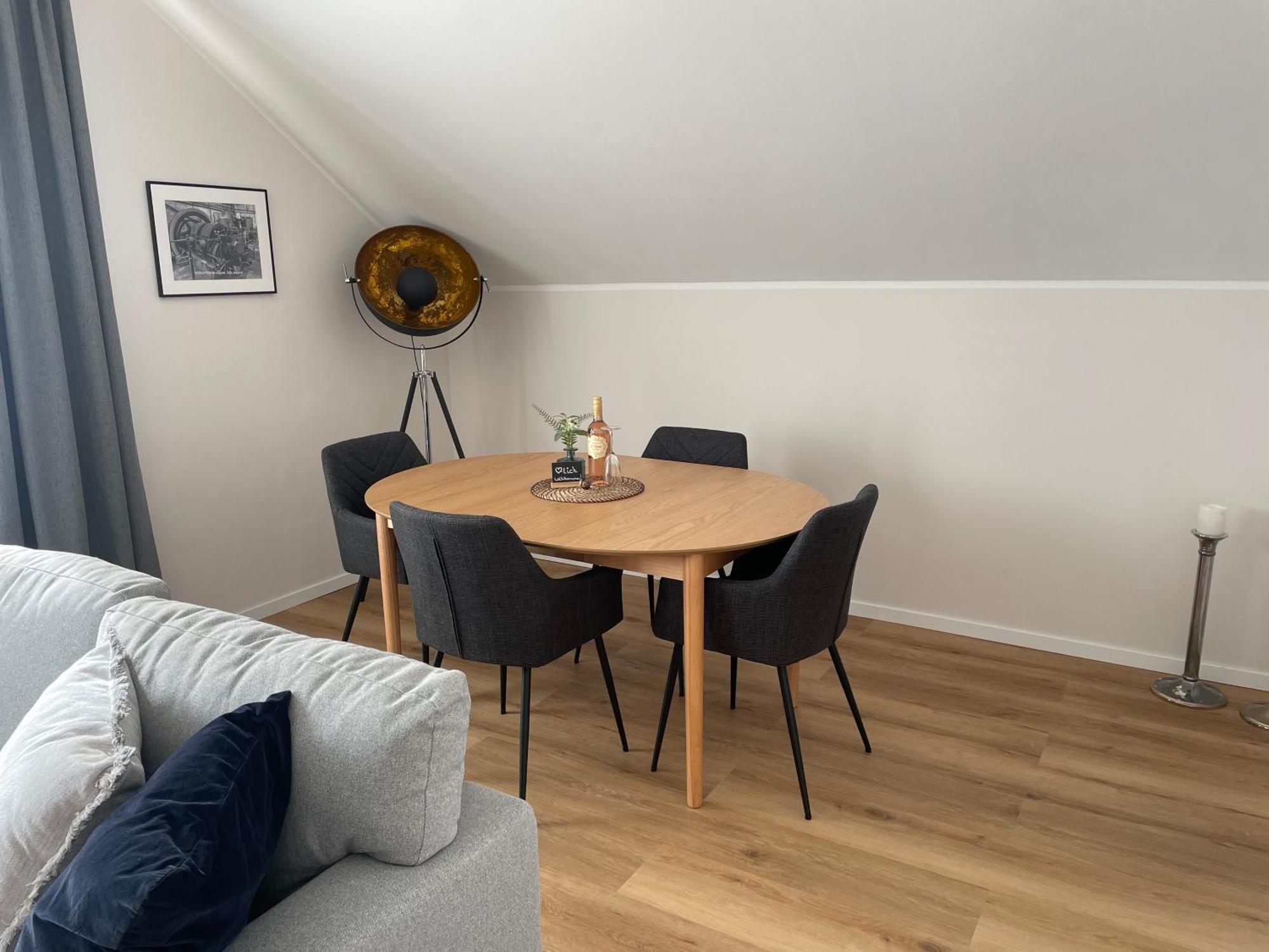 Moderne Wohnung - Renoviert 2024 سولينجين المظهر الخارجي الصورة